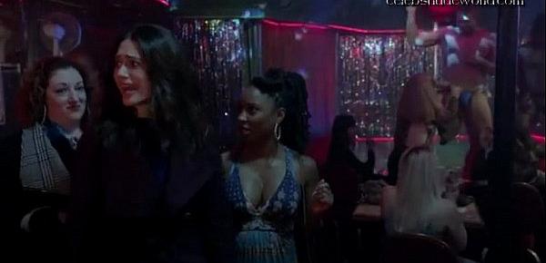  Emmy Rossum, Christine Kellogg-Darrin - Shameless S06E10